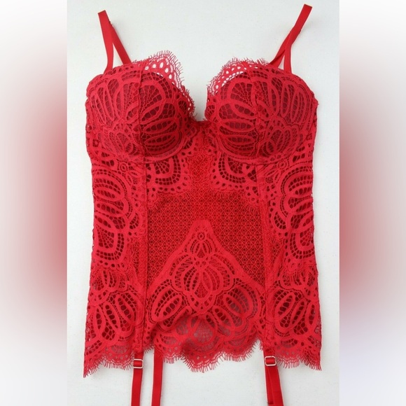 Victoria's Secret Scarlet red  Lace Top bustier 36D corset - Picture 1 of 6